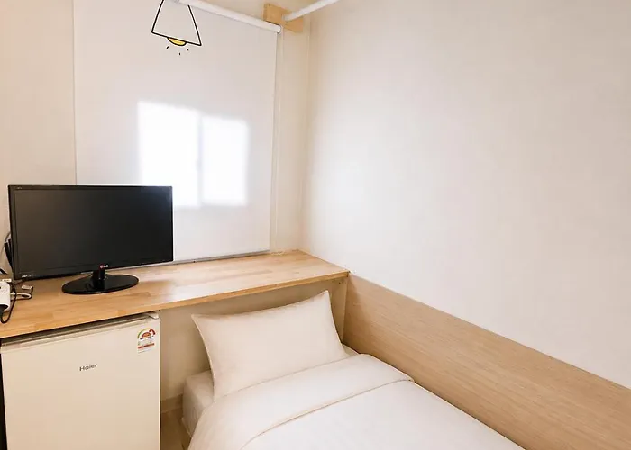 アパート 421,20 Minutes To Gangnam Hongdae, Guesthouse, Single Room,itaewon, Shared Bathroom, *