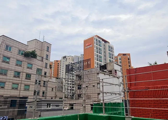 421,20 Minutes To Gangnam Hongdae, Guesthouse, Single Room,itaewon, Shared Bathroom, アパート