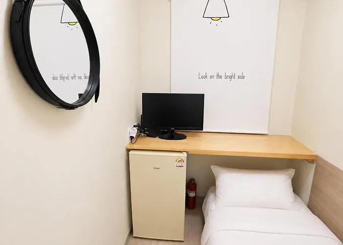 アパート 421,20 Minutes To Gangnam Hongdae, Guesthouse, Single Room,itaewon, Shared Bathroom, ソウル特別市