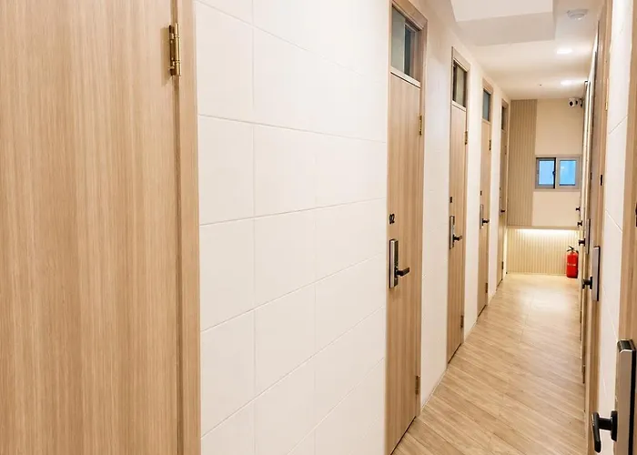 421,20 Minutes To Gangnam Hongdae, Guesthouse, Single Room,itaewon, Shared Bathroom, アパート ソウル特別市