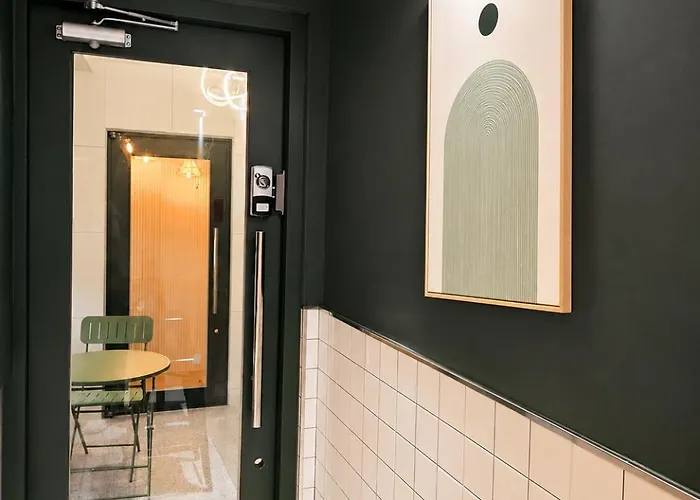 アパート 421,20 Minutes To Gangnam Hongdae, Guesthouse, Single Room,itaewon, Shared Bathroom,
